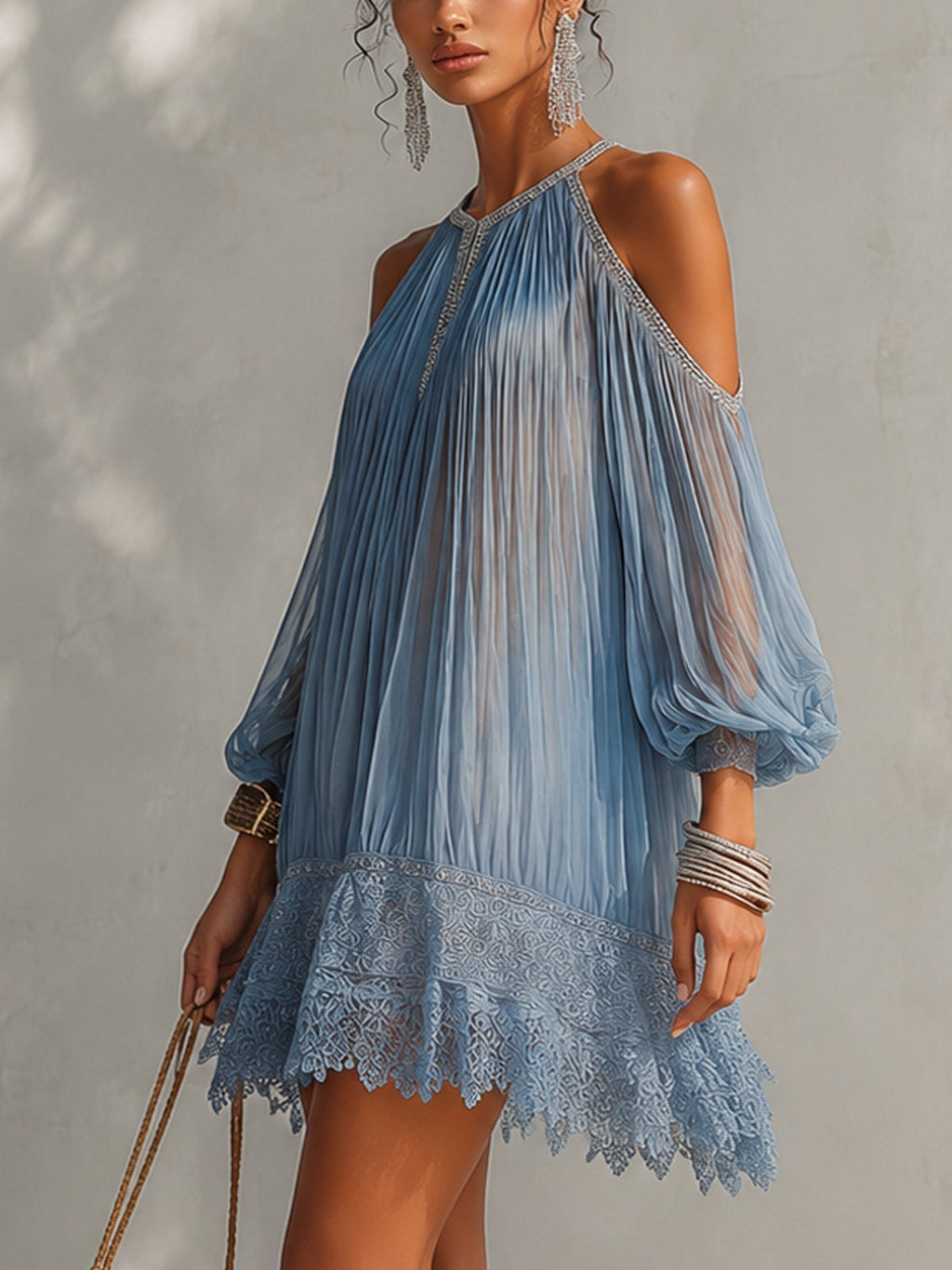Séraphine | Mini Blaues Kleid mit Off-Shoulder Design, Raffung und Spitzenbesatz