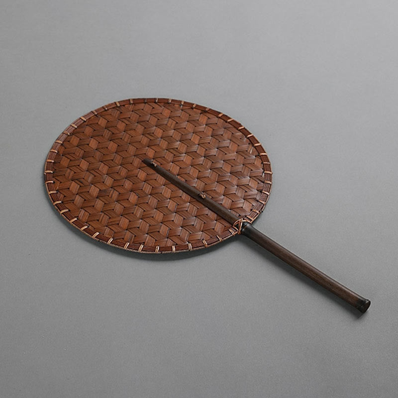 Handgefertigter runder achteckiger Bambusfächer im Vintage-Chinesischen Stil mit langem Griff von Buddha Steine