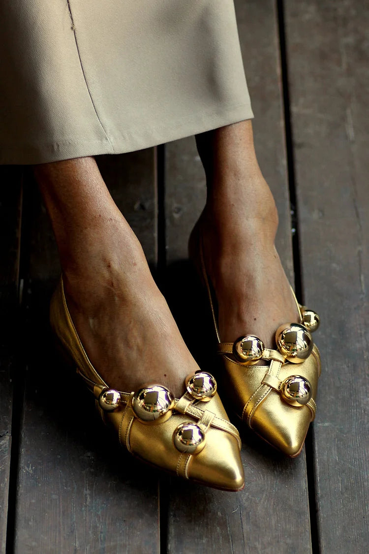 Goldene, metallische Ballerinas mit spitzem Zehenbereich [Vorbestellung]