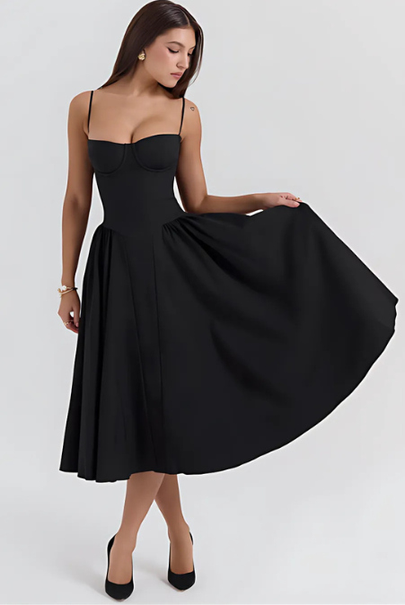 "NOVA | Korsettkleid" can be rewritten as "NOVA | Korsett Dress".