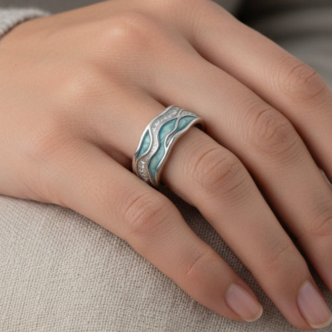 Silberner Ring mit Türkisfarbenen Wellen