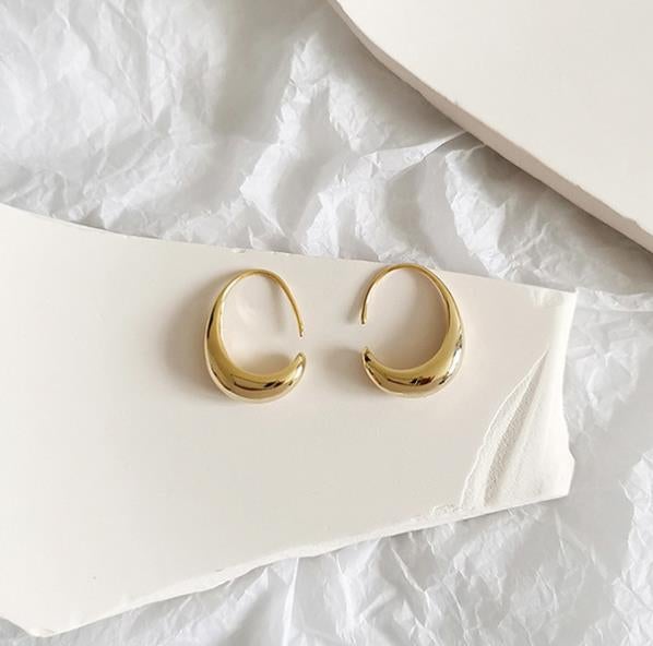 Elegante Goldohrringe