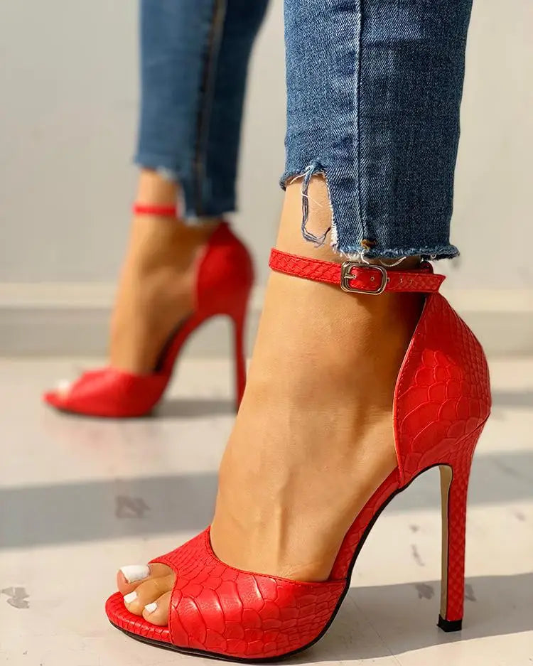 PLASIA | Elegante Orthopädische High Heels für Komfort und Stil