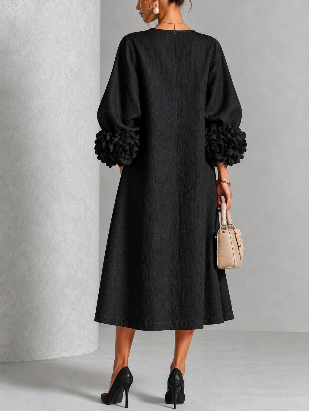Capucine | Midi-Kleid mit Puffärmeln und floralen Knöpfen