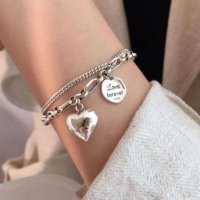 925er Silberarmband mit der Gravur „Love Forever“ und 2 kostenlosen Charms