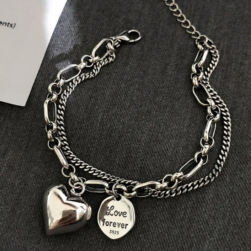 925er Silberarmband mit der Gravur „Love Forever“ und 2 kostenlosen Charms
