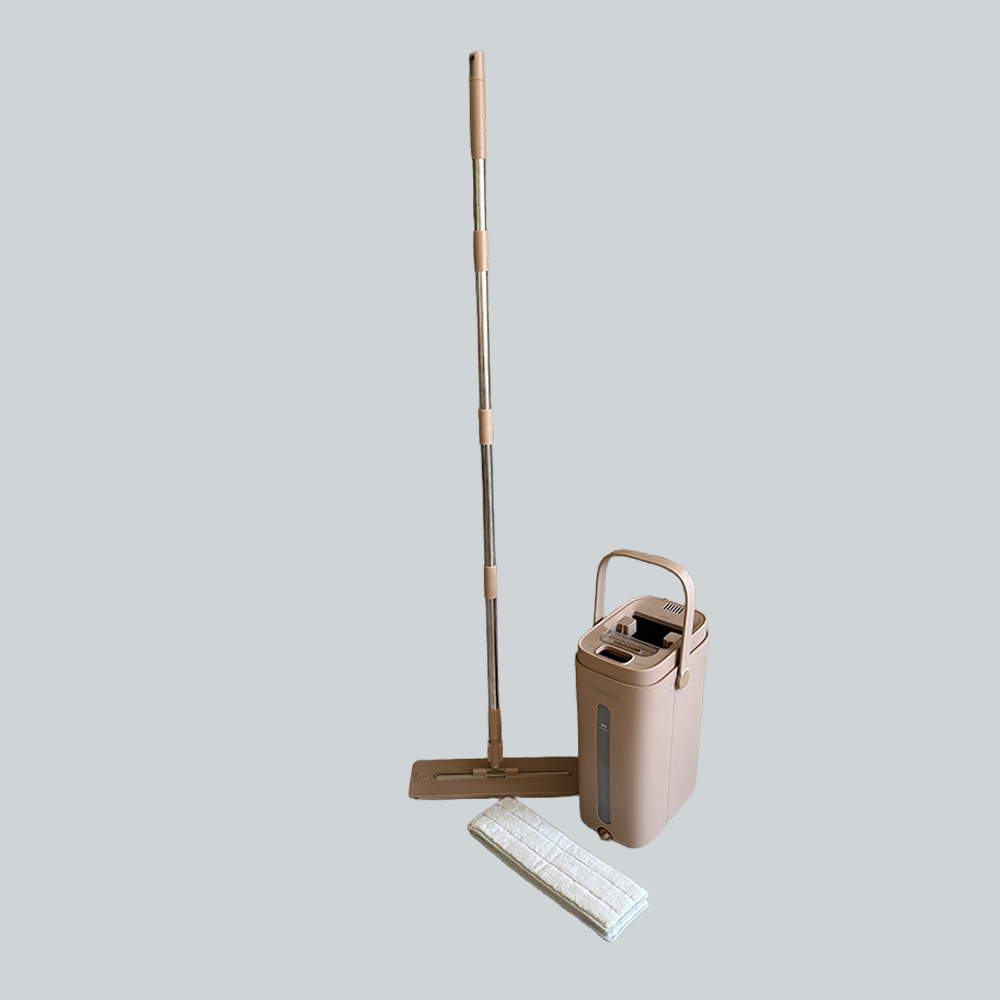 Clean Water Mop™ — The Mop That Keeps Dirty Water Separate