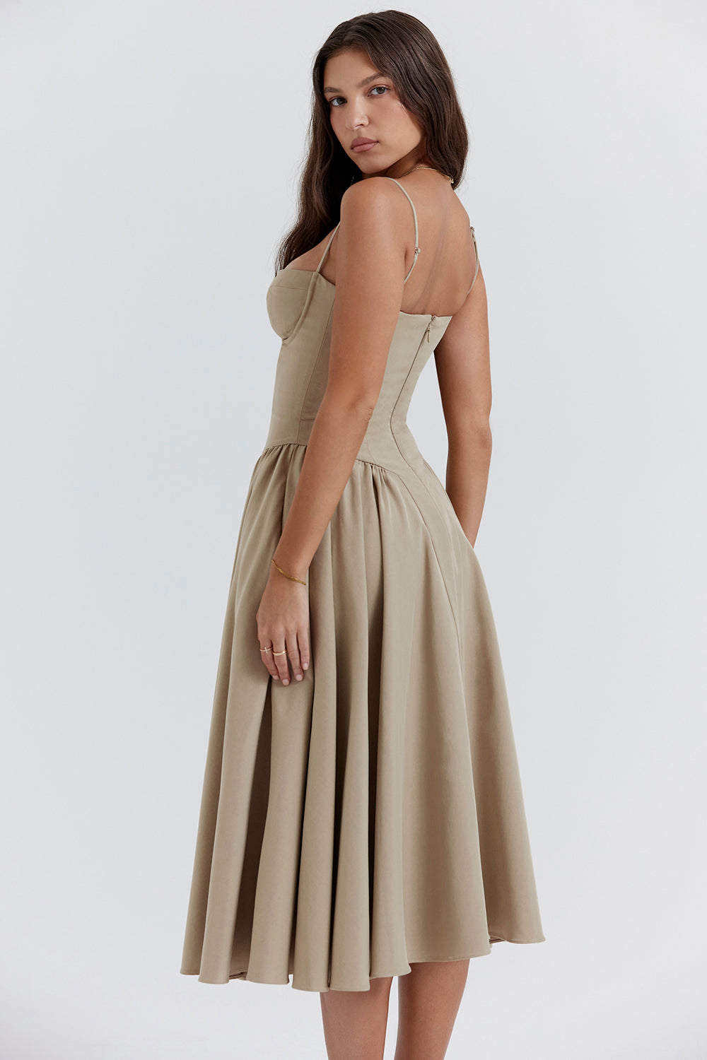 "NOVA | Korsettkleid" can be rewritten as "NOVA | Korsett Dress".